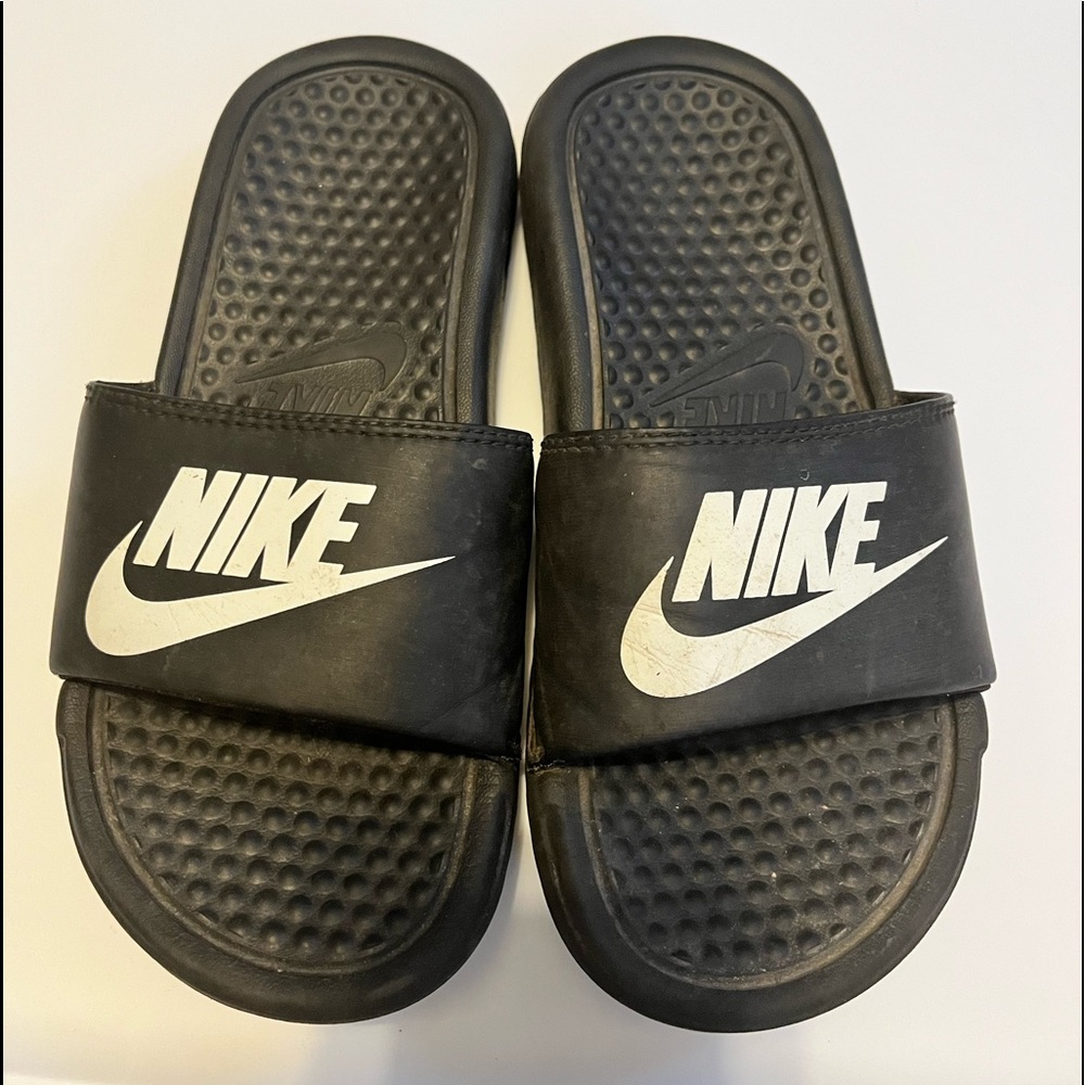 Nike slides. Size 2